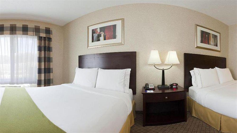 Holiday Inn Express Hotel&Suites &erson Anderson Exterior foto
