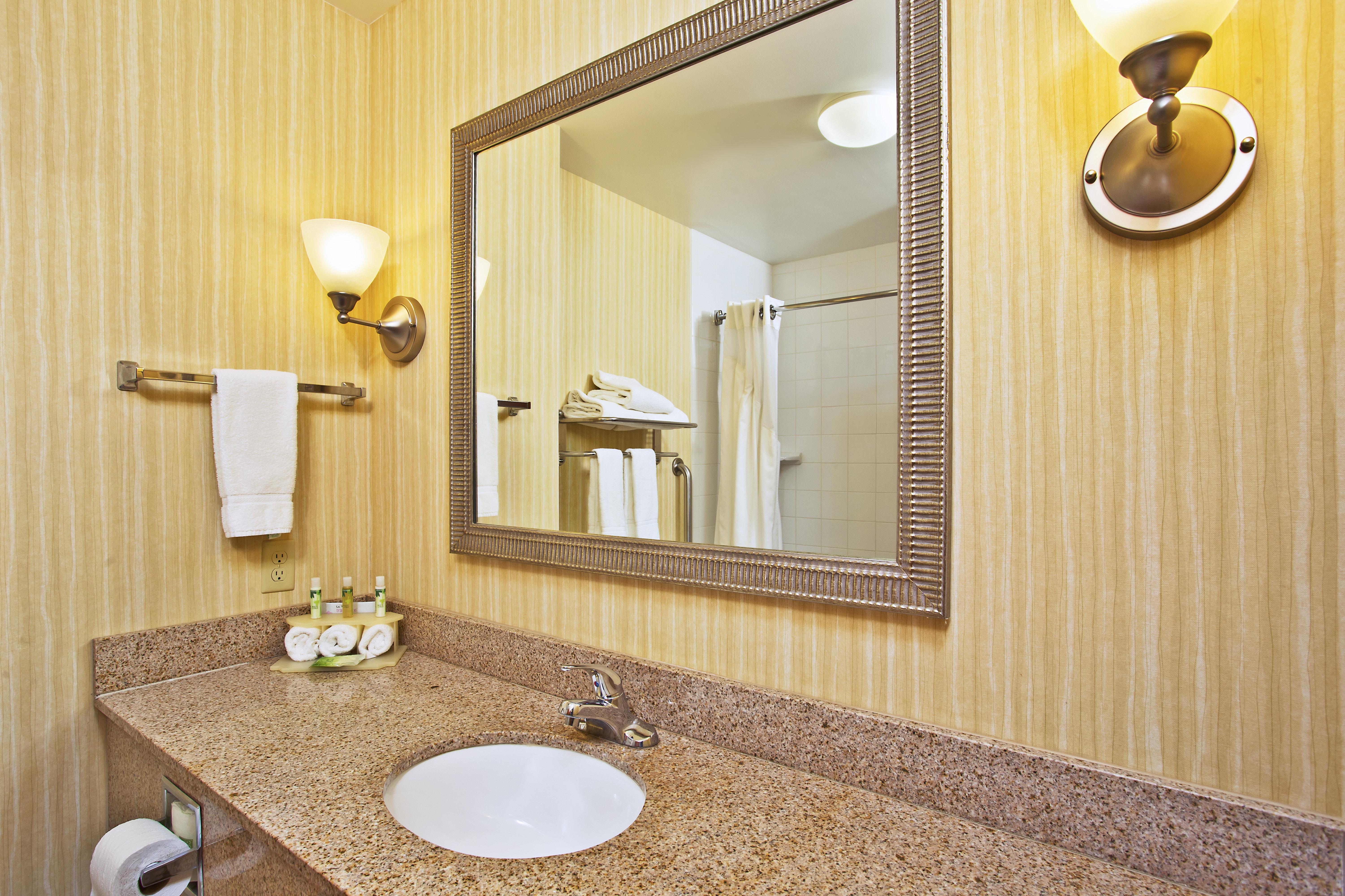Holiday Inn Express Hotel&Suites &erson Anderson Exterior foto