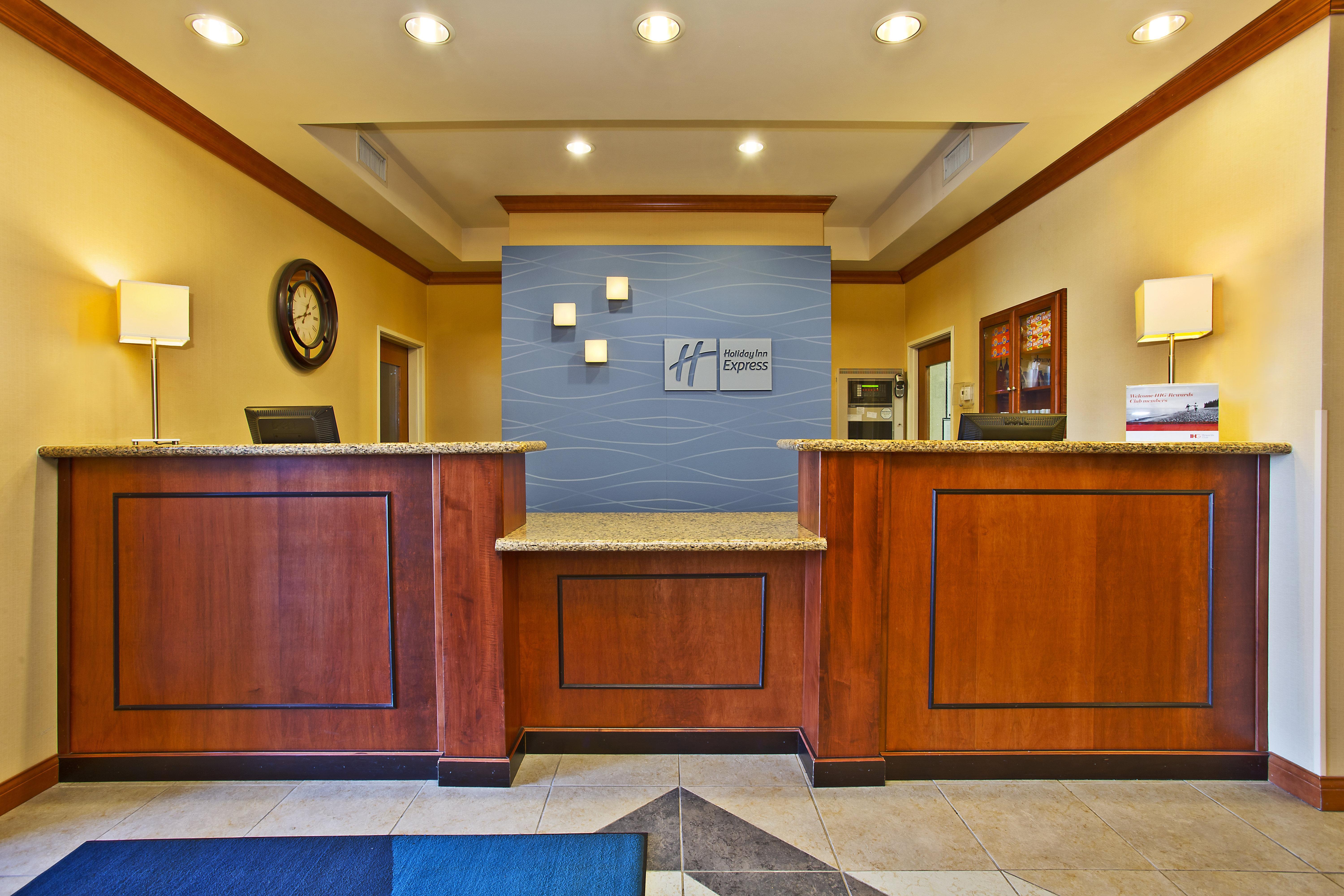 Holiday Inn Express Hotel&Suites &erson Anderson Exterior foto