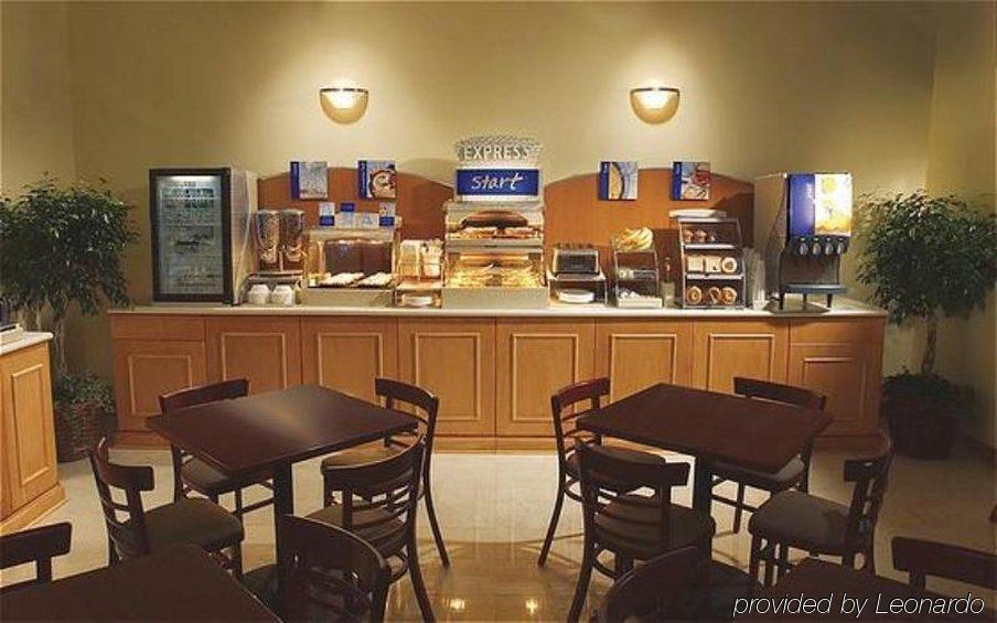 Holiday Inn Express Hotel&Suites &erson Anderson Restaurante foto